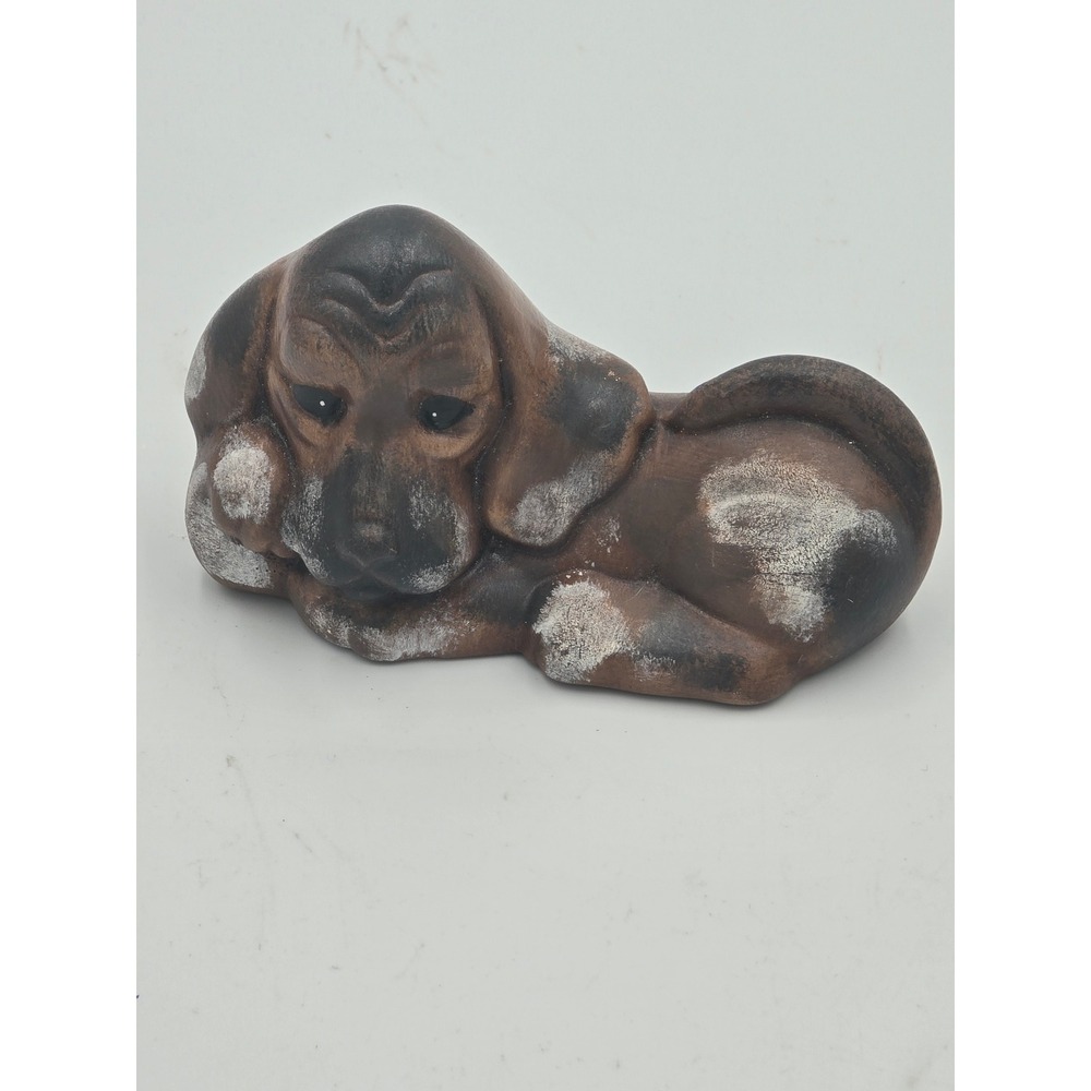 Vintage Ceramic Basset Hound Figurine Lying Droopy Face Puppy Dog Unbranded 80s
